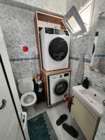 Akinitadan Çarşı Merkezde Tadilatlı Müstakil Ev