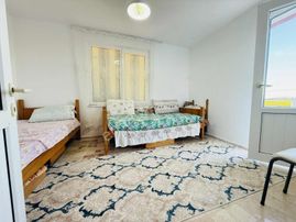 Kuşadası Davutlar Sahilinde Satılık 3+1 Geniş Bahçeli Yazlık