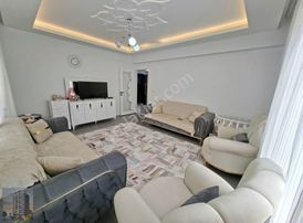 Beykent'te Tuğcan'dan Satılık(2+1)bakımlı Masrafsız Fırsat Daire