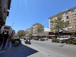 Esenyurt Pınar Mahallesi Arakat Köşe Balkonlu 10 Yıllık 2+1