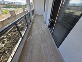 Irmaksudan Altınkumda Yeni Yapı Geniş Balkonlu 1+1 Ve 2+1 Lüks Daireler