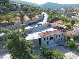 Mordoğan'da Butik Otel-restoran Yapmaya Uygun Taş Ev Ve Arsa