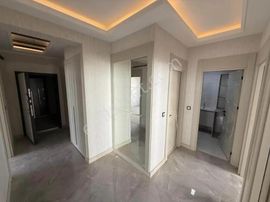 Bağcılar Newruz Park Arkasında Bulunan 2+1 Satılık Daire