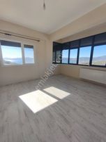 Mordoğan Kamukentte Kesintisiz Dnz Manzaralı 5+1 Köşe Villa