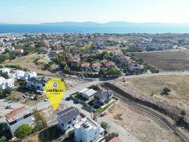 Eko Emlaktan Mordoğan Merkezde Müstakil Villa İmarlı Köşe Arsa