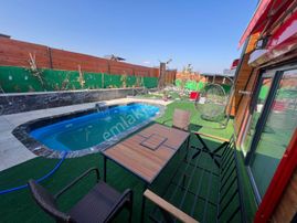 Temellide Site İçi Havuzlu Kış Bahçeli Teraslı Satılık Ahşap Ev