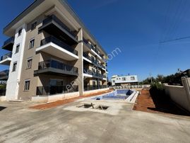 Aksu Güzelyurt Mah 2+1 Oturuma Hazır Açık Otopark Ve Havuzlu