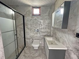 Hüseyin Boylu'dan Alanlı'da Deniz Manzaralı 1+1 Daire