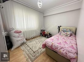 Uzman'dan Full Yapılı Orta Kat 125 Metre Manzaralı