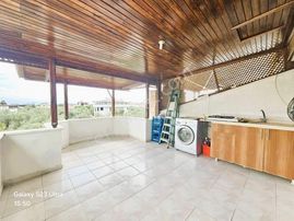 Eu Gayrimenkulden Balıkesir Edremit Gürede Deniz Tarafında Site İçerisinde 3+1 Villa