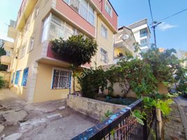 Mertcan Dan İsmail Dede Cad Üzerinde 4 Katlı Fırsat Satılık Bina