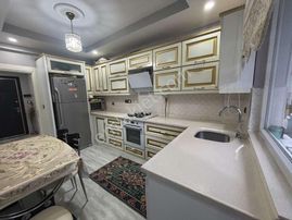 Karşıyaka'da Bakımlı Site İçi 3+1 Satıılık Daire Fırsat!!