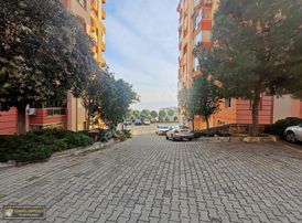 Ketenci Sitesinde Kiracılı 1+1 Doğalgazlı Satılık Daire