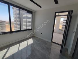 Ayalp'ten Beştepe'de Muhteşem Site Alanı Olan Satılık 2,5+1