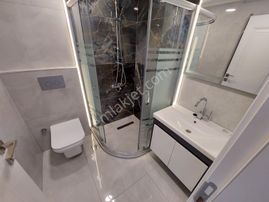 Göraldan Sokullu Cadde Üzerinde 2+1 1.kat 2 Banyolu