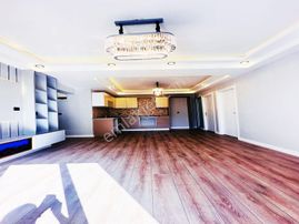 Ercin Yapı'dan Site Bölgesinde Emsalsiz Havuzlu Sitede Daire!!!