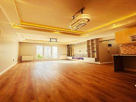 Ercin Yapı'dan Site Bölgesinde Emsalsiz Havuzlu Sitede Daire!!!