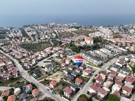 Kuşadası Kadınlar Denizi'nde Özel Havuzlu, Eşsiz Müstakil Yaşam Fırsatı