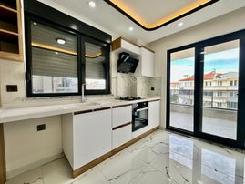 ꧁ay Emlaktan꧂akçay'da Arakat Ön Cephe Çift Balkonlu Ayrı Mutfak Ebeveyn Bany0lu Satılık 2+1 Daire