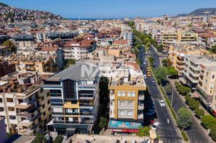 Alanya Merkez Güllerpınarı’nda Kiralık 2+1 Daire