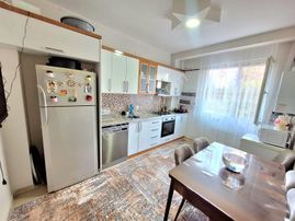 Mountaın Gayrimenkul'den Bağcılar Ahmet Kaya Caddesinde 2+1 Satılık Daire