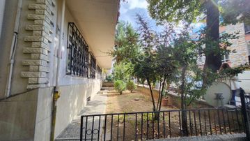 Küçük Esat Başçavuş Sokak 3+1 Satılık Daire