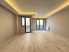 Satılık 4+1 Çatı Dubleks 185m2 Yenidoğan Merkezde