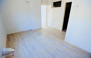 Akçay Merkezde Denize 200 M Kaçmaz 2+1 Daire