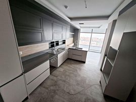 4.5+1 Eşsiz Sosyal Donatılı Güvenlikli Muhteşem Manzara Site Dairesi