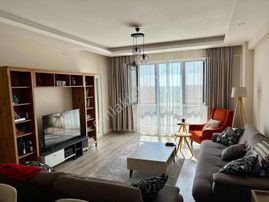 Çerkezköy Tepe Bölgesinde Seyirpark Ta3+1 Kiralık Daire