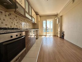 Pursaklar Mehmet Zengin Emlak'tan Fatih Mah.otoparklı Çift Banyolu 4.kat 3+1 Sitede Deire