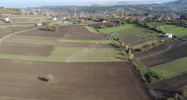 *can Emlaktan Karaoyumca Da Yatırımlık Tarla**