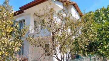 Taş Emlak'tan Cundada Kımi Deniz Manzaralı Villa