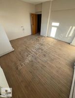 Bosnada Mesaj Cad. Üzeri Arakat Yeni Boyalı 3+1 Satılık Daire