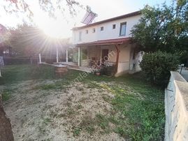 Taş Emlak'tan Site İçinde Bakımlı Villa