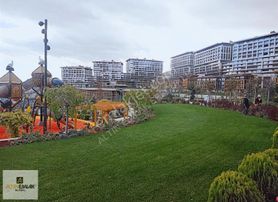 Kobisan Evlerinde Konak Baza Tipi Bahçeli 4+2 Satılık Daire