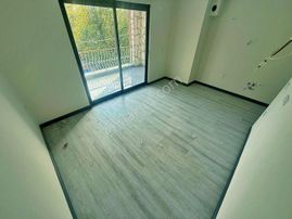 Uytundan Güre'de Yeşillikler Arasında Açık Mutfak 2+1 Daire