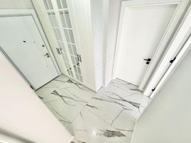 🟣✔️altınkum'da Ebeveyn Banyolu Geniş Cam Balkonlu 2+1 Daire