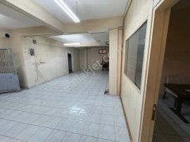 Demirkapıda Kiralık Dükkan 160m²