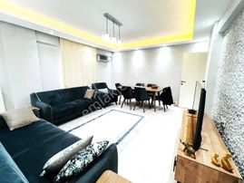 💥aygülden Akçay'da💥site İçi Şık Tasarımlı İçi Full Yapılı Doğalgazlı Ayrı Mutfak 3+1 Satılık Daire