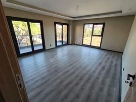 Taş Emlak'tan 3+1 Site İçinde Sıfır Daire