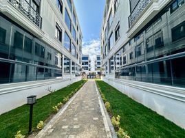 ꧁yetkili Ay Emlaktan꧂akçay'da Ebeveyn Banyolu Şık Tasarımlı Çift Asansörlü Satılık 2+1 Lüks Daire