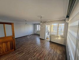 Balnova Gayrimenkul'den Diş Hastanesinde Kiralık 2+1 Daire