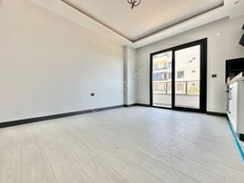 ⭐ay Emlak'tan⭐akçay'da Doğalgazlı Denize 300 Metre Şık Tasarımlı Arakat Satılık 1+1 Ultra Lüx Daire