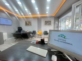 Ufuk Kılıç Emlak'tan Hastane Yanı Sitede 2+1 Teras Balkonlu 11. Kat Daire