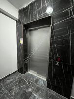 Kızıltoprak Merkezi Konumda 2+1 Ara Kat Satılık Daire