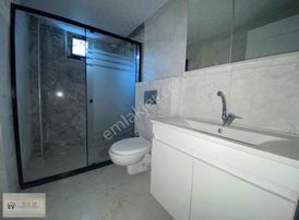 Evsam'dan Alaçam Caddesine Cephe Tranvaya Yakın 1+1