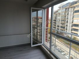 Sahibinden Yenibayındırda Sağduyu Caddesi Üzerinde Kiralık Site Dairesi Masrafsız