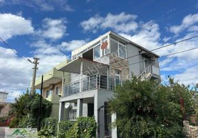 Seferihisar Doğanbey’de Satılık 1 + 1 70 Metre² Daire