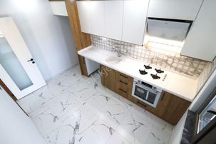 Edremit Zeytinli'de Aygül'den Sıfır Ön Cephe Ayrı Mutfak Ebeveyn Banyolu Asansörlü 2+1 Satılık Daire